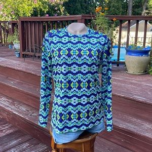 Reel Legends Beach Shirt Size Medium - Geometric Pattern